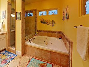 Bathroom - Banyan Beach House (Port Aransas)