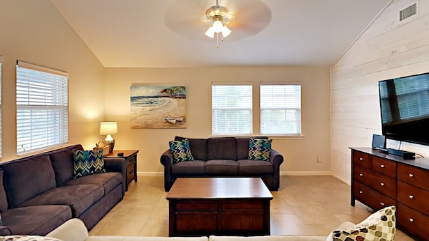 Living room - Doodle Digs (Port Aransas)