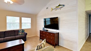 Living room - Doodle Digs (Port Aransas)