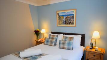 3 bedrooms, iron/ironing board, Internet