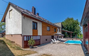 Exterior - Beautiful home in Plaski (Plaski)