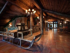 Interior - Chalet in Paradiski with Stunning Ski Views (Les Arcs 2000)