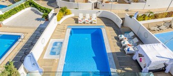 Villa Imperial - Modern Luxury Villa