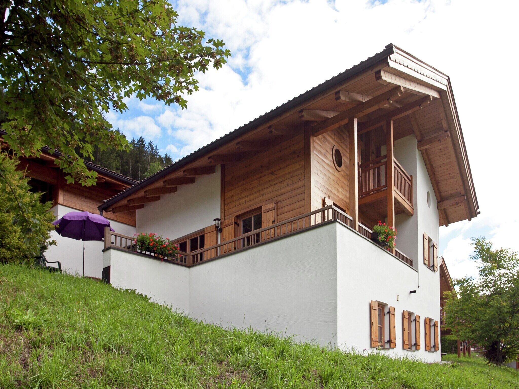 Exterior casa de vacaciones [verano]