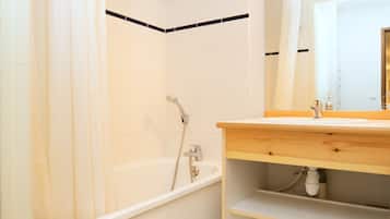 Bathtub