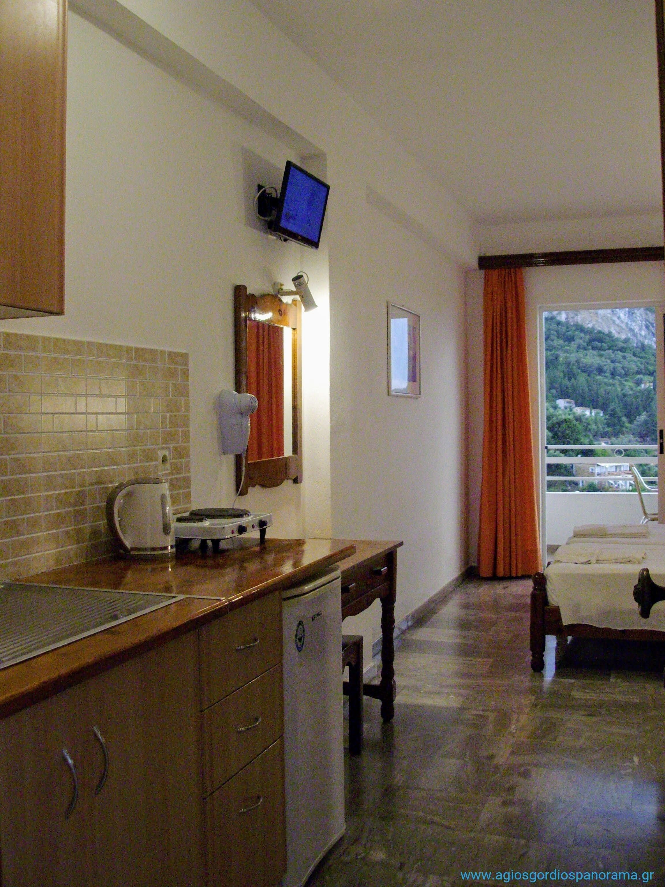 In-room safe, iron/ironing board, WiFi, bed sheets