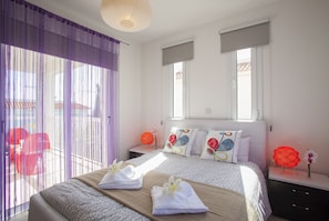 3 chambres, fer et planche à repasser, Wi-Fi gratuit, draps fournis
