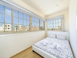4 Schlafzimmer, Zimmersafe, kostenloses WLAN, Bettwäsche