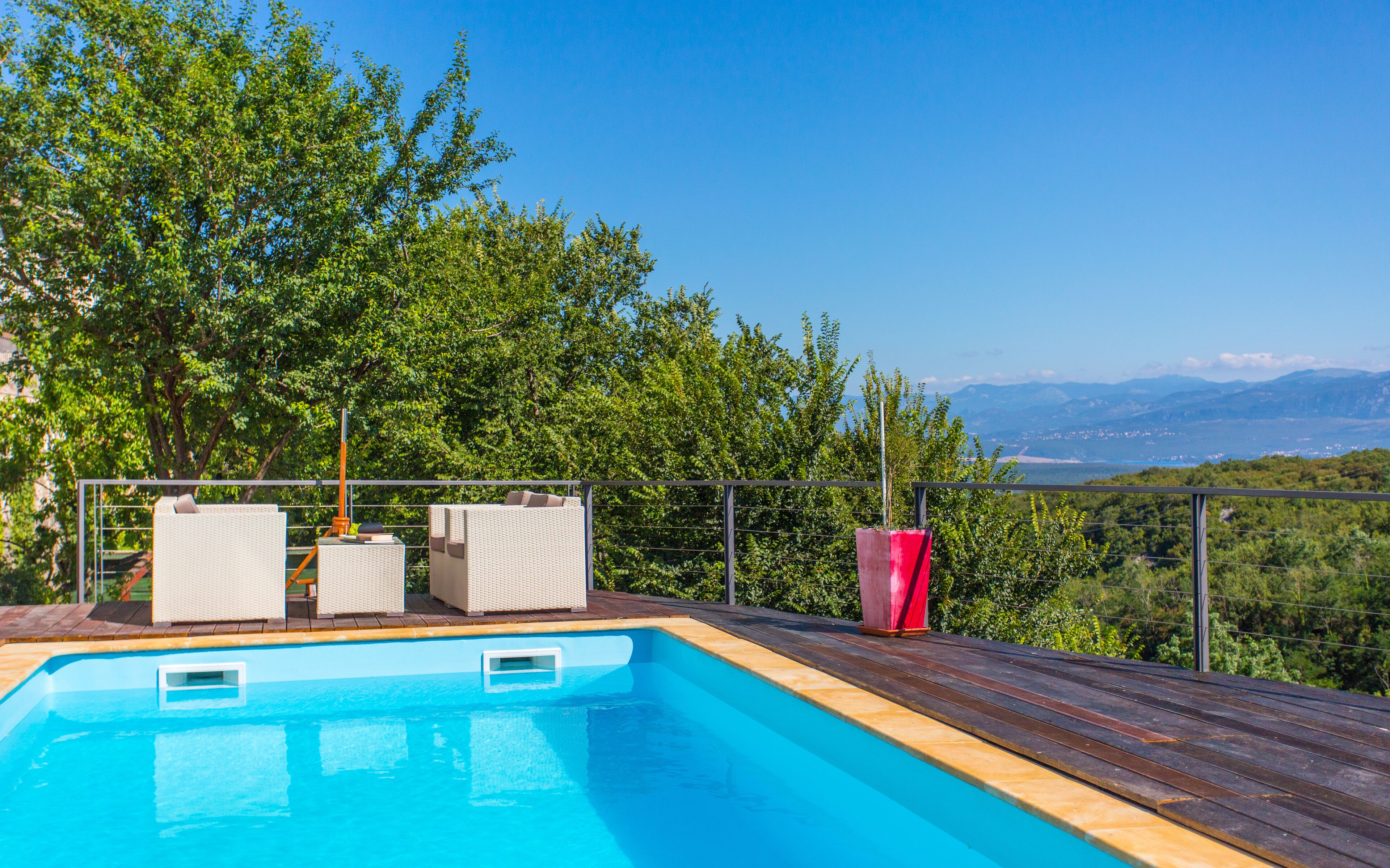 Piscine couverte, piscine chauffée