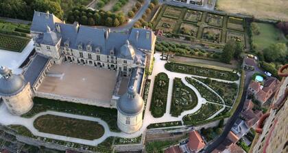 Perigordian house,quiet,and ECOLOGICAL PRIVATE SWIMMING POOL natural water, WIFI