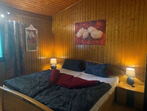 2 chambres, lit parapluie, Wi-Fi, draps fournis