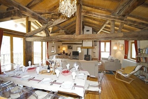 Beau Chalet Traditionnel aux Arcs
