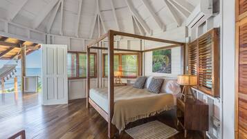 4 Schlafzimmer, Zimmersafe, Bügeleisen/Bügelbrett, Reisekinderbett