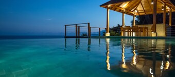 Tango Mar Beach House uima-altaalla!