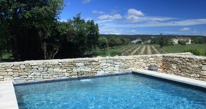 Menerbes old stone wine cellar with secure pool & fenced garden
