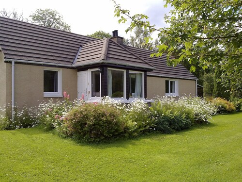 Inverherive Cottage in an area of natural beauty