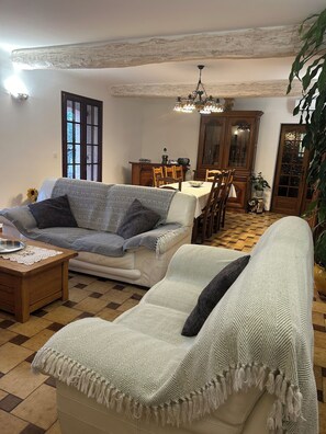 TV, fireplace, DVD player, ping pong - Villa with private heated pool from May onwards  (Cabasse)