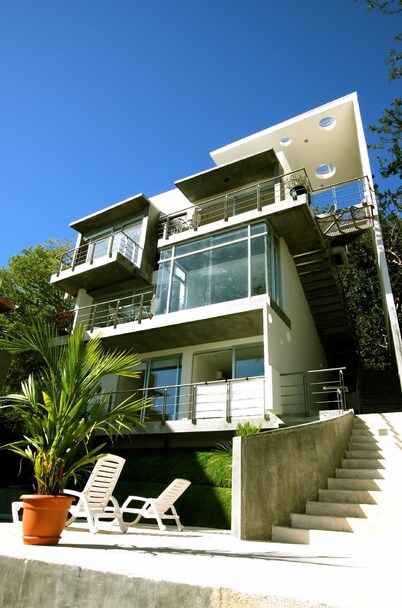 Condo Amapola: 'Best Condo in Samara' Steps to the Sand. Exquisite Beach+Ocean Views!