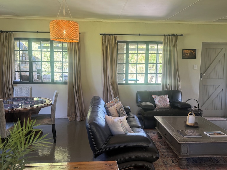 Lion House @Ggconservation For Lion And Nature Lovers - Harrismith