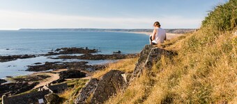 Family cottage near beach with garden and BBQ