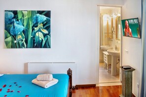 5 bedrooms, in-room safe, desk, iron/ironing board - Exceptional Beach Villa Crete Dreams 2 - 10 Pers. directly on Plaka Beach (Plaka)