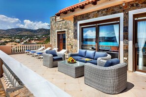 Terrace/patio - Exceptional Beach Villa Crete Dreams 2 - 10 Pers. directly on Plaka Beach (Plaka)
