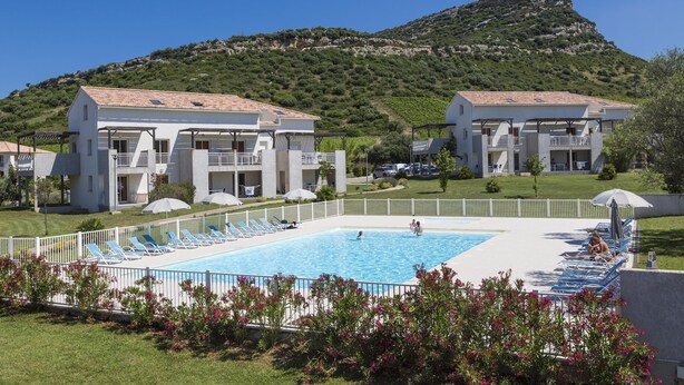 Pool - Apartment in Corsica near Beaches (Oletta)