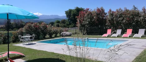 Piscine extérieure, piscine chauffée