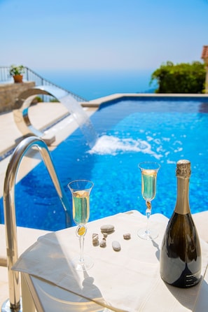 Piscine extérieure