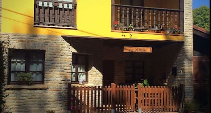 Talo maaseudulla Asturian alueella