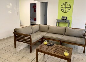 3 habitaciones, tabla de planchar con plancha y wifi gratis 