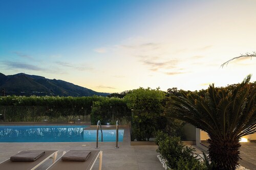 Villa in einer ruhigen Gegend mit Zugang zu allen Stränden des Südens und in der Nähe von Annehmlichkeiten
