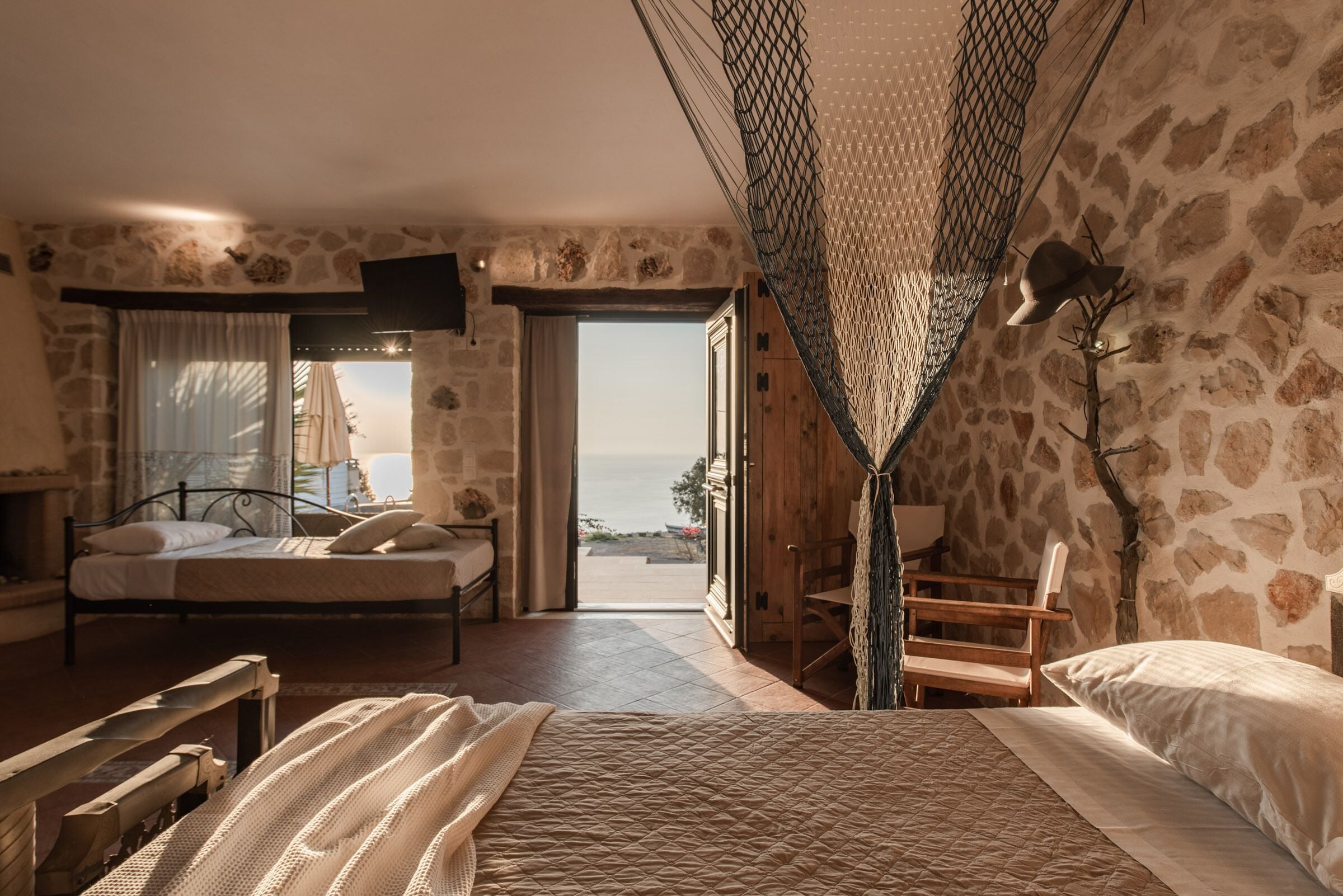 1 bedroom, iron/ironing board, travel crib, WiFi