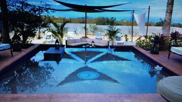Piscine extérieure