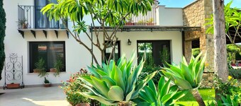 Super independent Villa with garden and private pool, 9 beds..the top !!