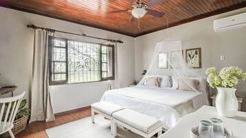 7 bedrooms, in-room safe, desk, iron/ironing board