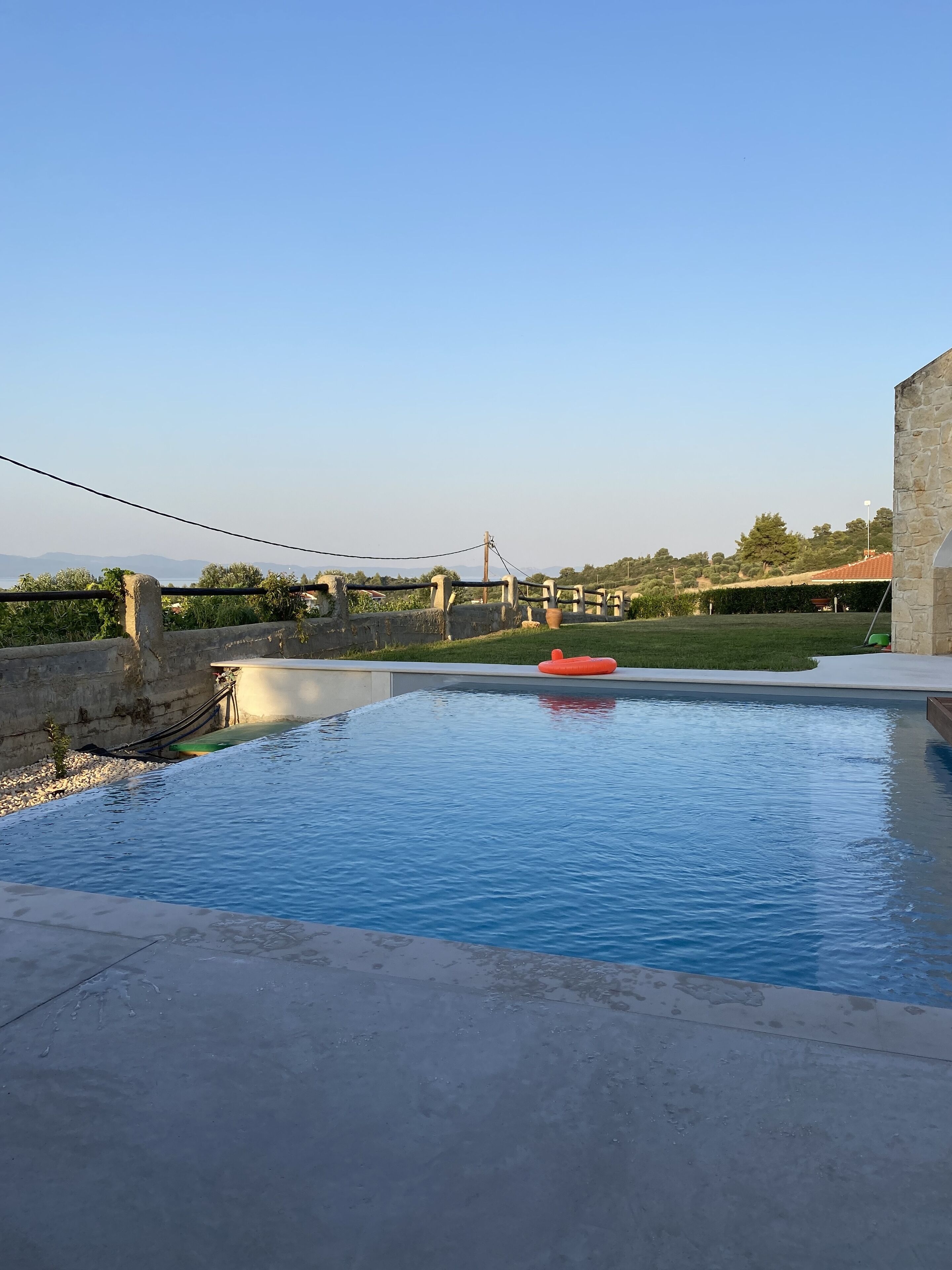 Utomhuspool