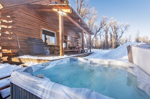 Secluded Cabin With Hot Tub And Sauna near Tetons