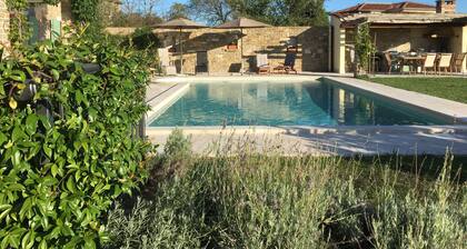 Restored Old Stone Farmhouse With Private Pool - Ideal For Families
