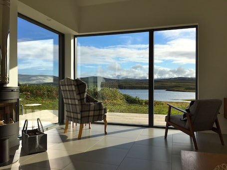 Interior. Eco and back friendly modern house, amazing views from all rooms, by Dunvegan