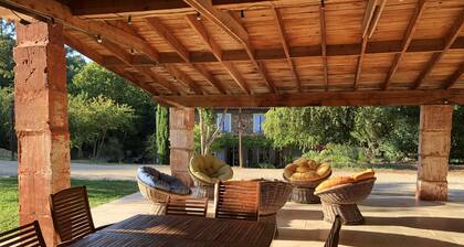 Roussillon: Mansion - Roussillon