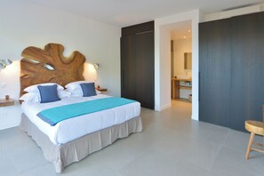 4 bedrooms, in-room safe, iron/ironing board, travel cot