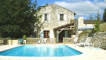 Piscine extérieure