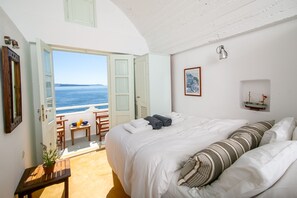 3 bedrooms, iron/ironing board, travel crib, free WiFi