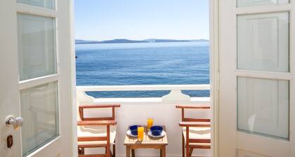 Armeni Beach House - with private boat service!