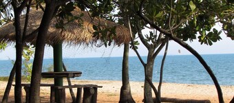 Garden Beach Villa D15 by the garden to the beach