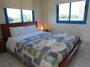 5 Schlafzimmer, Bügeleisen/Bügelbrett, Reisekinderbett, kostenloses WLAN