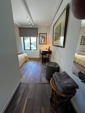 4 bedrooms, desk, iron/ironing board, travel cot