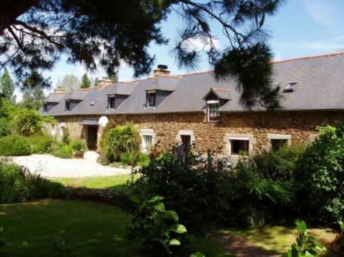 Typisches Landhaus - Goudelin