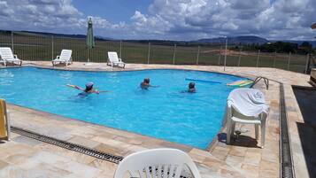 Piscina externa